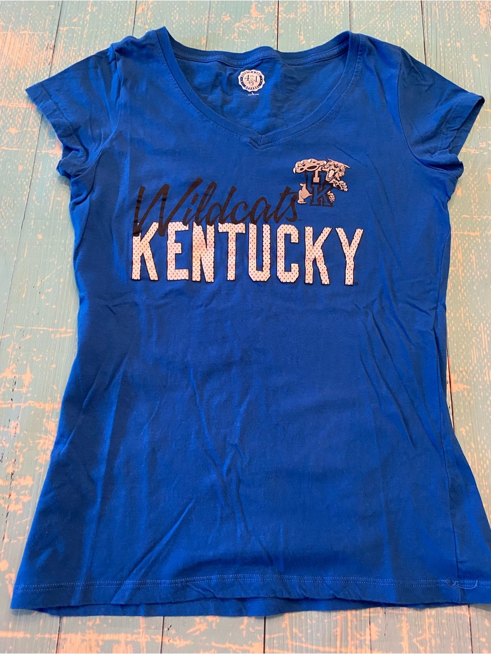 University of Kentucky Wildcats Blue V-Neck Tee